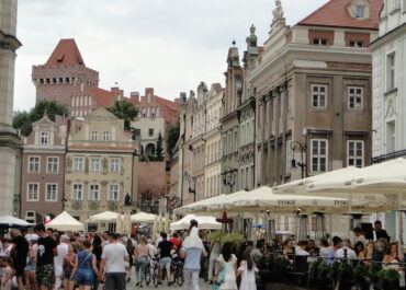 Poznań “wyrzuca” kluby go-go ze Starego Rynku i jego okolic