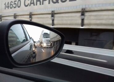 Zepsuta ciężarówka na S11 – korek w kierunku Poznania