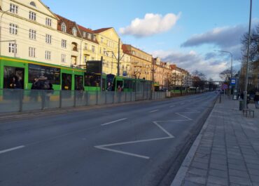 Wstrzymanie ruchu tramwajów na Królowej Jadwigi