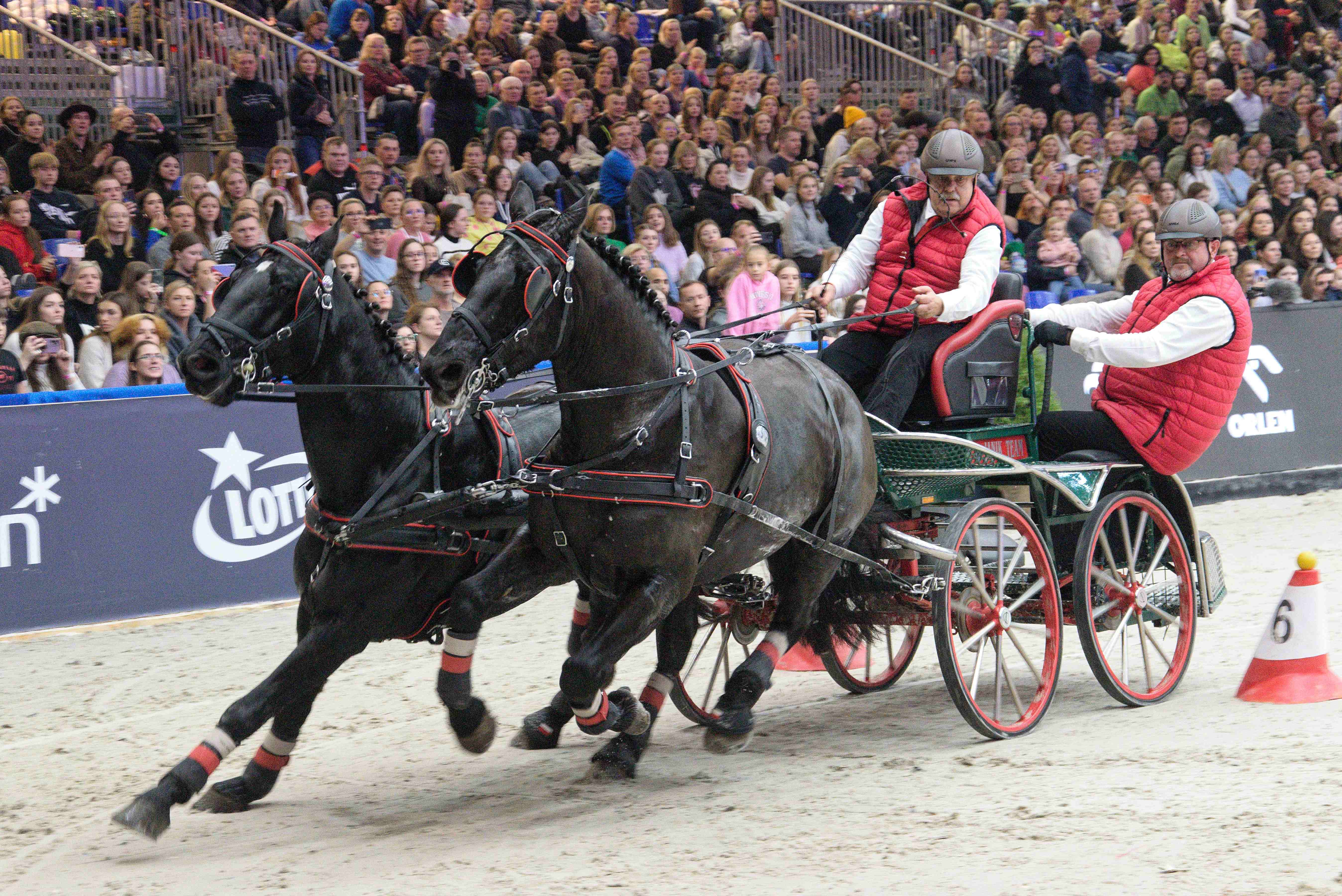 Cavaliada 2023: rywalizacja z powozami w roli głównej nie obyła się bez niespodzianek