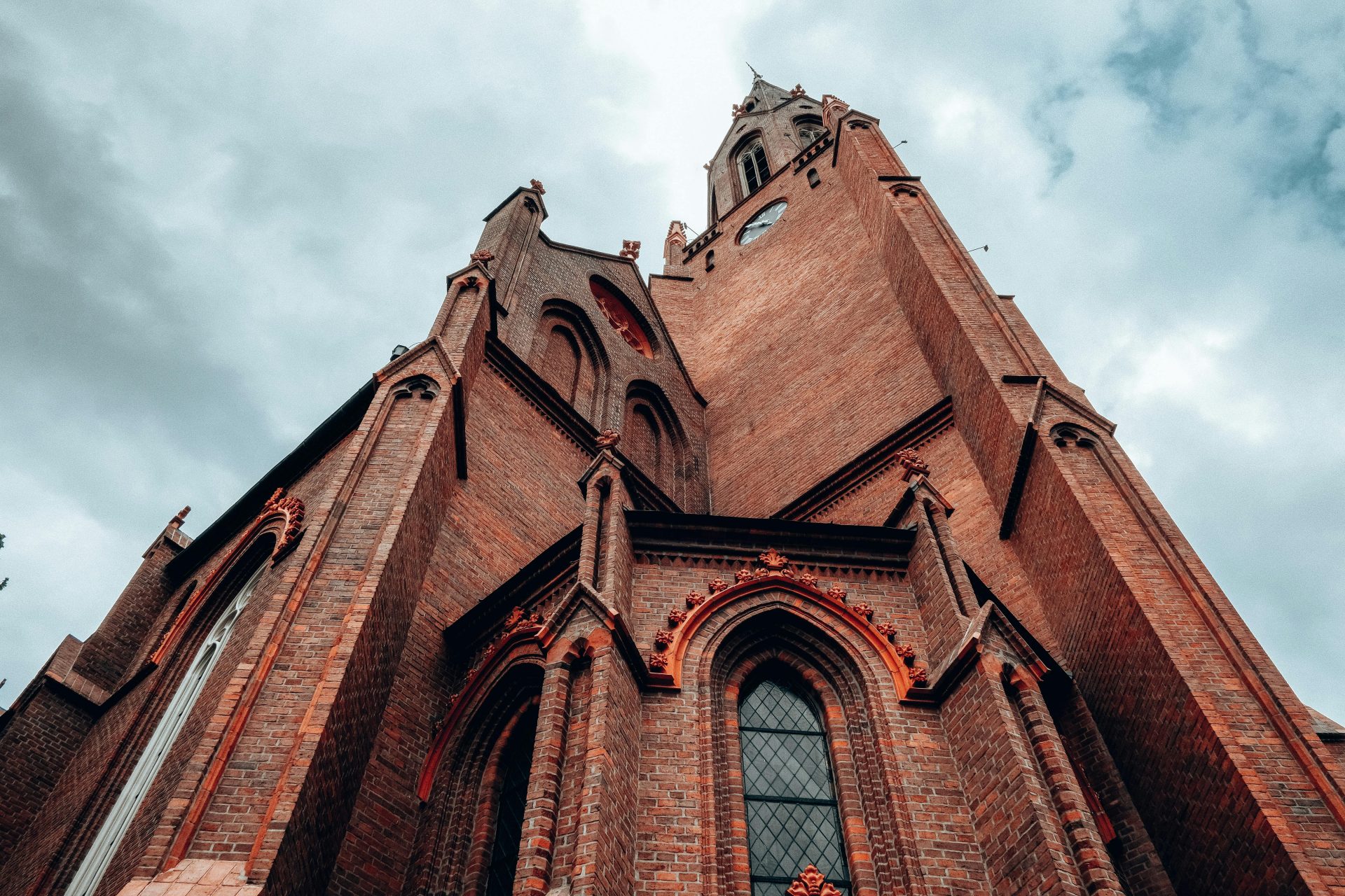 Pochmurny, ale ciepły poniedziałek