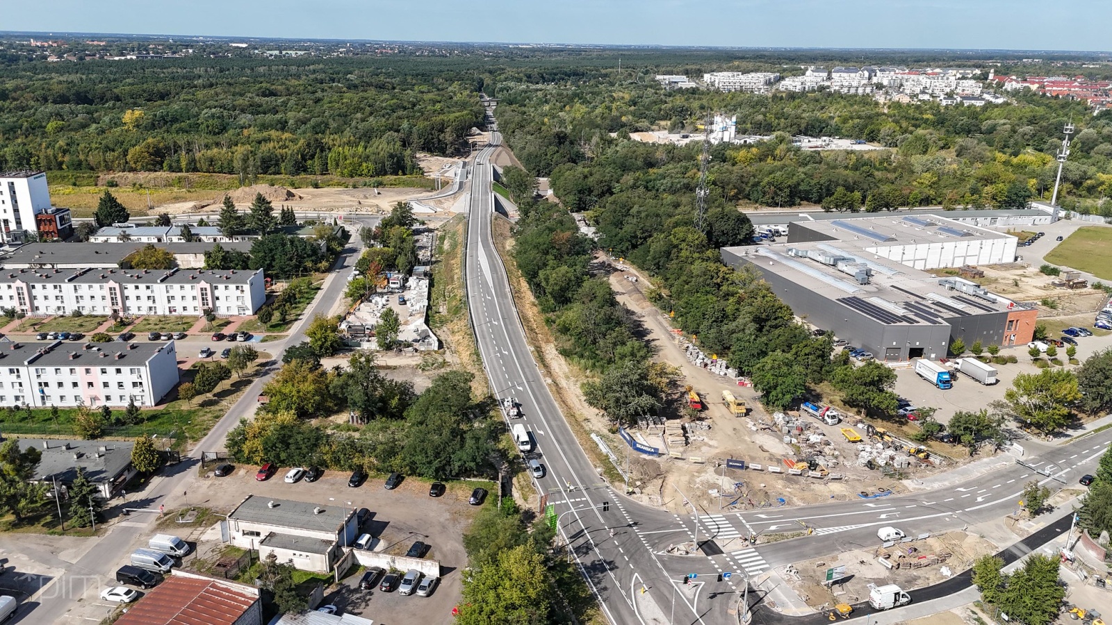 W piątek uruchomią sygnalizację świetlną przy nowym wiadukcie